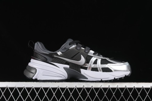 Nike V2K Runtekk 3XL Retro Low-Top Running Shoes with Shock Absorption and Anti-Slip Design - FD0736-005