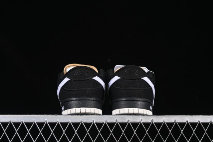 Nike SB Dunk Low Premium Skateboarding Shoes in Black and White - FN5880-001