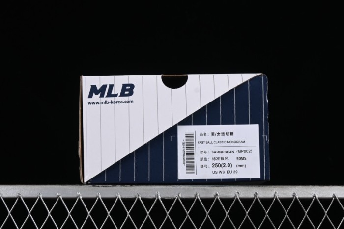 New York Yankees MLB Fast Ball Classic Monogram Retro Casual Running Shoes - 3ARNFSB4N50SIS