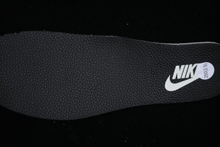 Nike Classic Cortez Leather Retro Running Shoes - FB6877-001