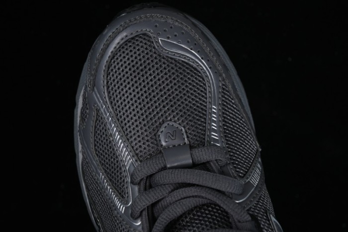 New Balance 1906 Series Retro Dad Style Casual Running Shoes - M1906RJV 1