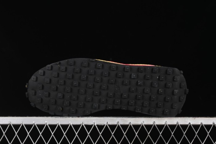 Stussy x Nike Roshe Run LD-1000 Comfortable Versatile Non-Slip Durable Waffle Low-Top Casual Running Shoes - FQ5369-700