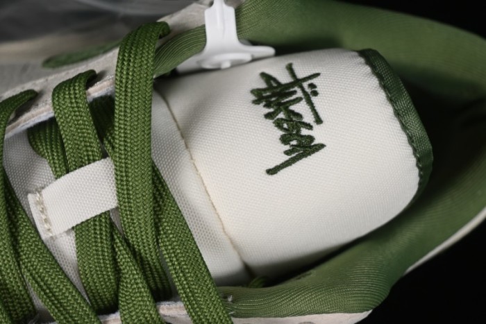 Nike Air Jordan 1 Low Stussy Collaboration Retro Basketball Shoes - DM5688-102