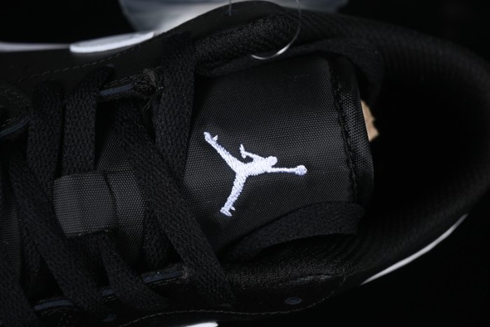Nike Air Jordan 1 Low Retro Basketball Shoes in Black and White - 553558-043