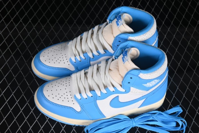 Nike Air Jordan 1 High OG  UNC Reimagined  Retro Basketball Shoes with Cracked Leather and Vintage Midsole - DZ5485-402