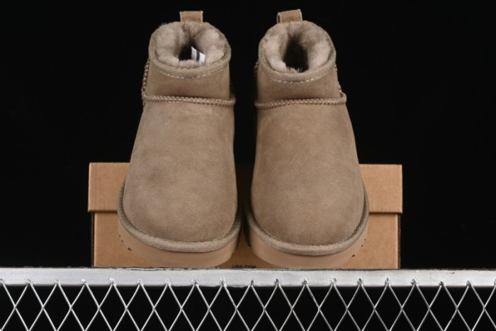 UGG Classic Ultra Mini Short Boots with Genuine Australian Sheepskin and TREADLITE Outsole - 1116109