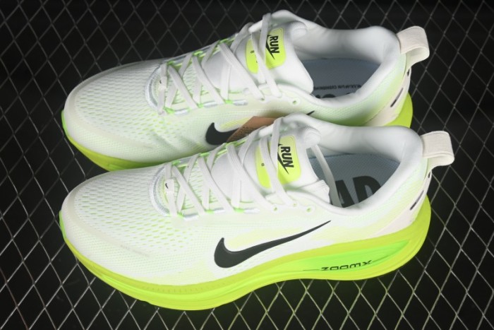 Nike Air Zoom Vomero 18 Lunar Retro Running Shoes with Full-Length Zoom Air Cushion - HM6804-102