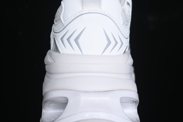 GG-CC Platform Sneakers with Chunky Sole for Casual Running and Streetwear - G24X9833