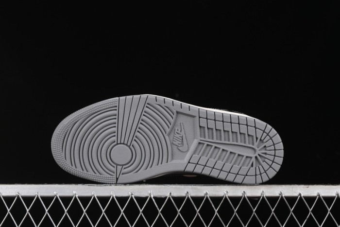 Nike Travis Scott x Fragment Design x Air Jordan 1 Low OG SP AJ1 Supreme Collaboration - SJ0086-132