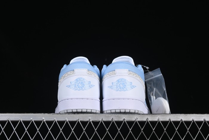 Nike Air Jordan 1 Low  True Blue  Basketball Shoes - IB7692-400