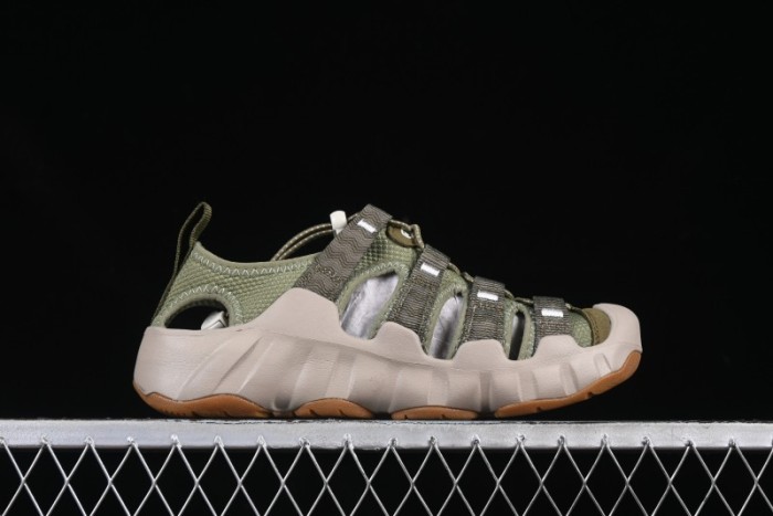 Keen Newport H2 Outdoor Sports Water Sandals with Drainage and Toe Protection - 1026686GREEN