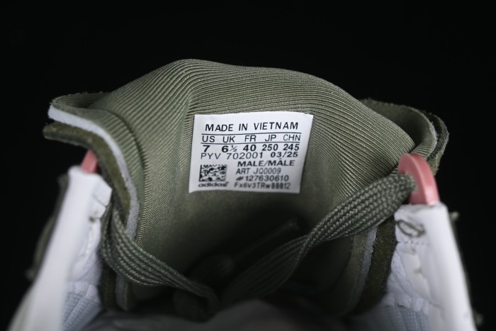 Adidas Retropy E5 Running Shoes with Boost Cushioning - JQ0009