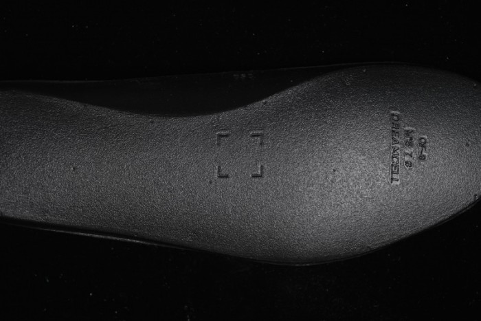 Nike Air Jordan 12 Retro Basketball Shoes in Wolf Grey - CT8013-010