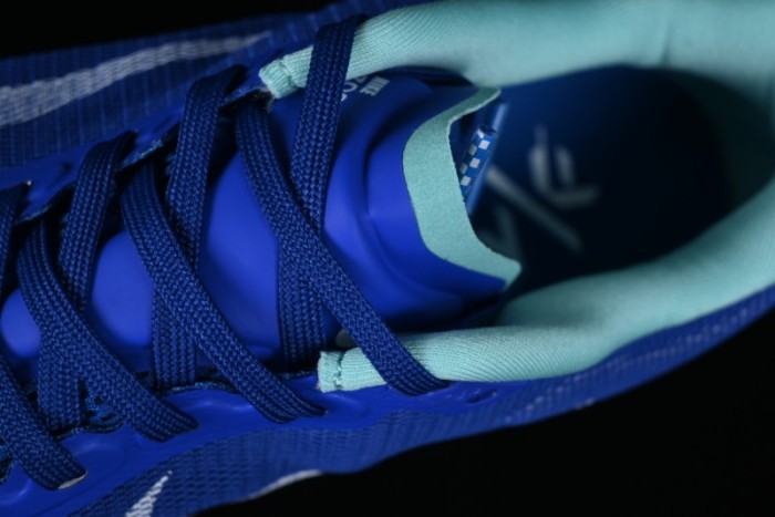 Nike Zoom Fly 6 Running Shoes with Flyknit Material and Carbon Fiber Plate - FN8454-400