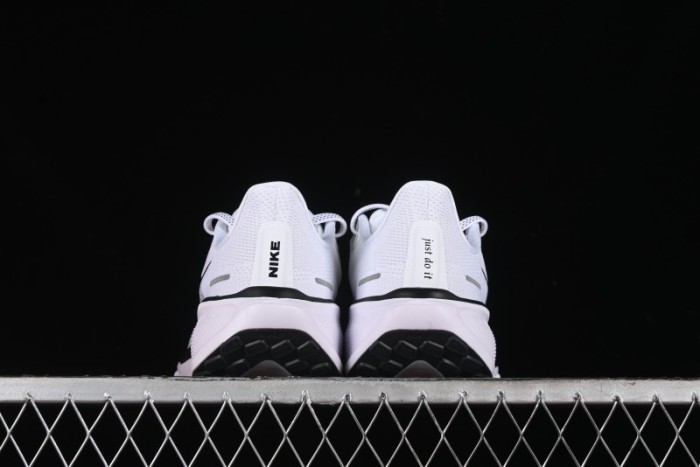 Nike Air Zoom Pegasus 41 Running Shoes with Breathable Mesh and Cushioned Support - FV2722-001