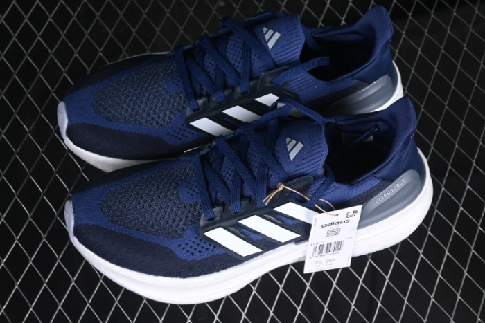 Adidas Ultraboost 5 ID8817 Running Shoes with Boost Cushioning - ID8817