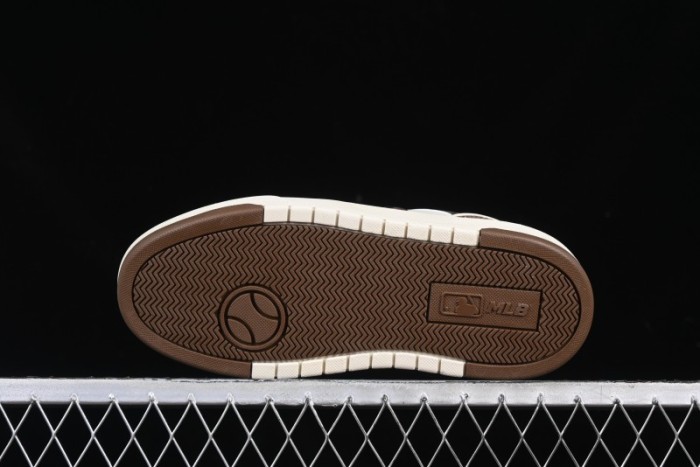 New York Yankees Chunky Liner Lux Leopard Thick Sole Casual Running Shoes - 3ASXCLE4N43BGS