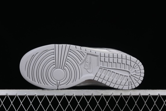 Nike Dunk Low The North Face CDG Collaboration - Light Grey Skateboarding Shoes - DQ1098-338 1