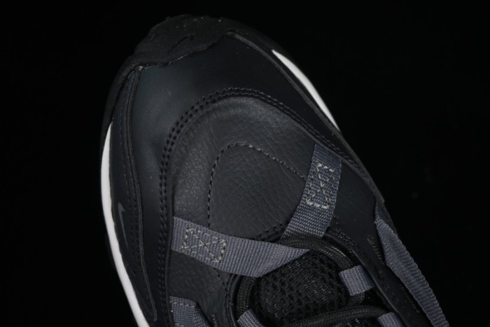 Nike TC 7900 Retro Chunky Dad Shoes with Reflective Swoosh and Cushioned Sole - DD9682-001