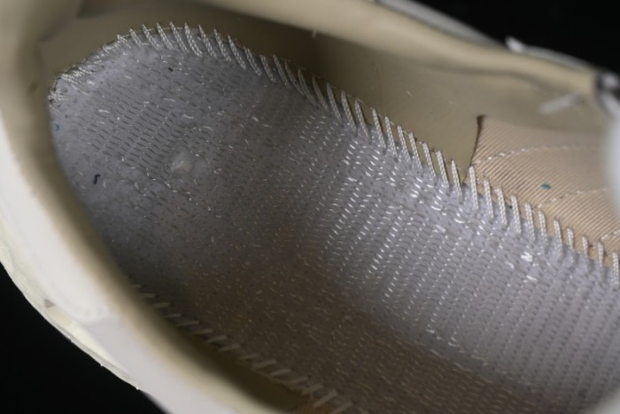 Adidas Retropy E5 Casual Running Shoes with Popcorn Foam Technology - JH7189