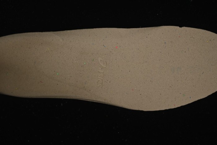 Asics Gel-Nimbus 27 Retro Breathable Casual Shoes with Cushioning for Men - 1012B816-020