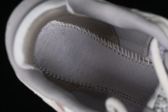 New Balance 1000 Series Retro Dad Style Low-Top Casual Running Sneakers - M1000CB