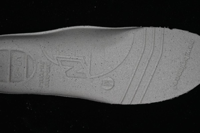 New Balance 1906 Series Retro Dad Style Casual Running Shoes - M1906AR 1