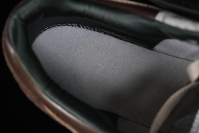 Nike Division Street x Air Max 1/87 Retro Casual Sneakers - HQ2640-200