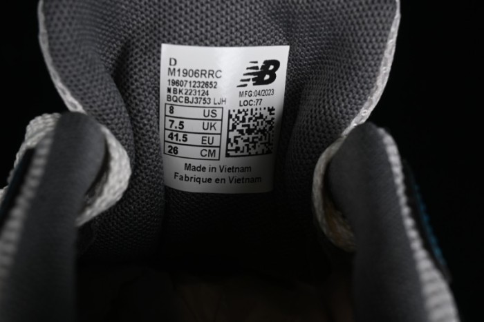 New Balance 1906 Series Retro Dad Style Casual Running Shoes with T-Beam Outsole - M1906RRC 1