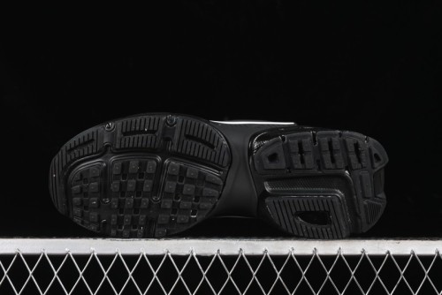 Nike Runtekk Run Retro Low-Top Running Shoes with Cushlon Midsole and Anti-Slip Design - HQ1582-001