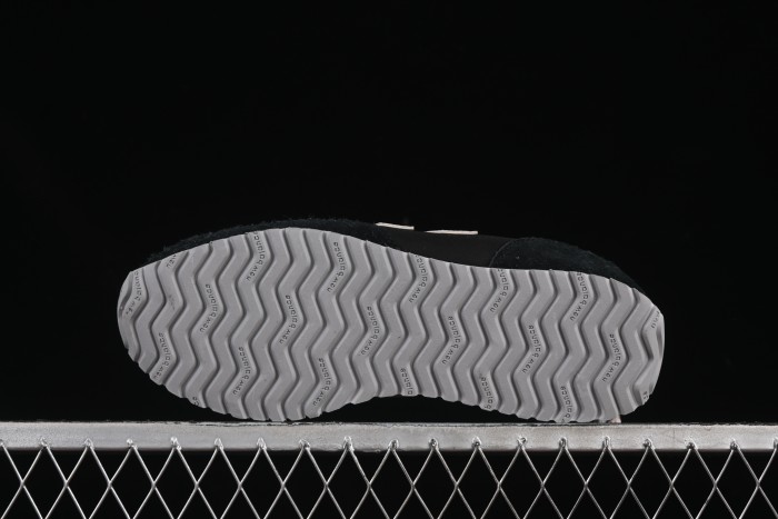 New Balance NB471 Series Fabric and Leather Casual Lifestyle Shoes - U471XA