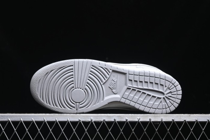 Nike Reigning Champ SB Dunk Low Casual Skate Shoes with 3M Reflective Details - RC3085-892