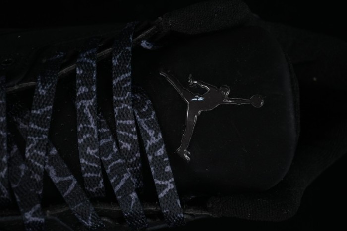 Nike Air Jordan 3 Retro Basketball Shoes in Midnight Black - CT8532-001