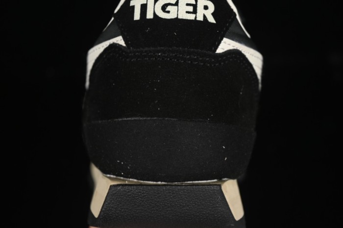 Onitsuka Tiger Ultimate 81 EX Breathable Comfort Casual Shoes - 1183B536-002