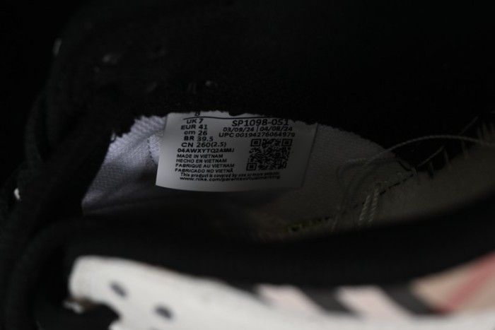 Nike Supreme SB Dunk Low Plaid Colorway Low-Top Casual Skateboarding Shoes - SP1098-051 1