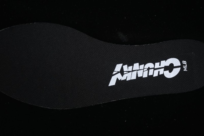 New York Yankees MLB Winner Chunky Height Increasing Thick Sole Running Shoes - 3ASHWD15N50BKS