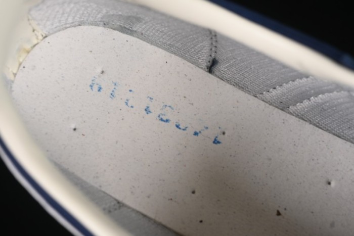 Onitsuka Tiger Ultimate 81 EX Breathable Comfort Casual Shoes - 1183B536-401