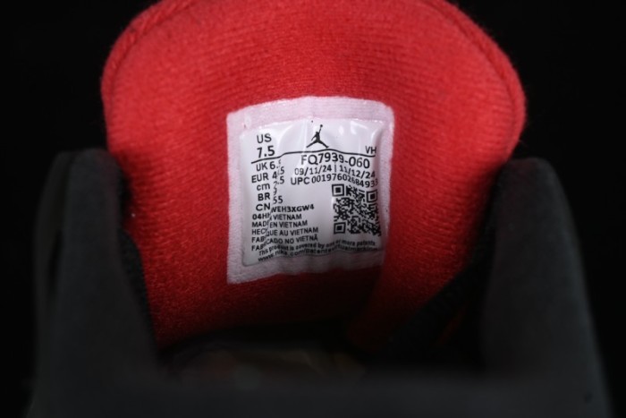 Nike Air Jordan 4 Remastered Sneakers with Textile Mesh, Leather and Suede Upper - FQ7939-060