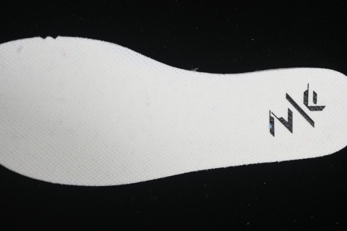 Nike Zoom Fly 6 Lightweight Responsive Running Shoes with React Foam and Carbon Fiber Plate - FN8454-100