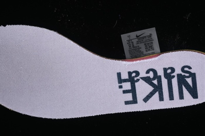 Nike Sacai VaporWaffle 3.0 Deconstructed High-Top Sneakers with Layered Sole - DD1875-109