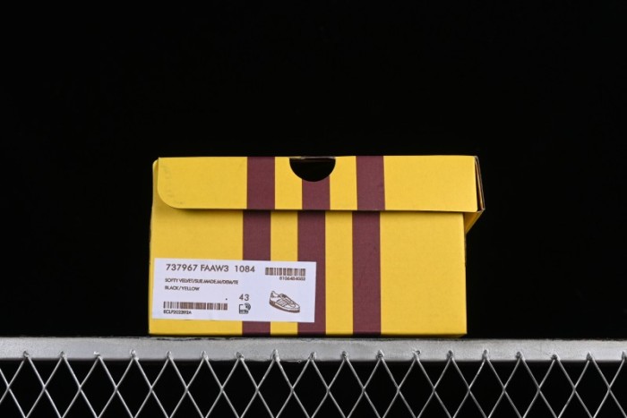 Adidas Originals x Gucci Gazelle Classic Casual Sneakers - W31084 1