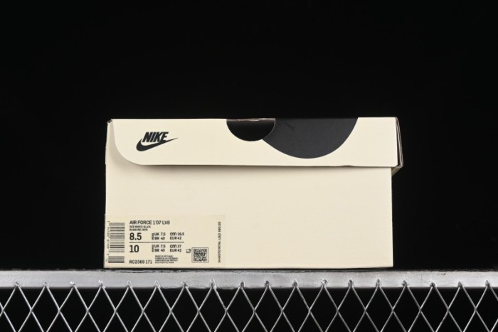 Nike Reigning Champ Air Force 1'07 Low-Top Casual Sneakers with 3M Reflective Details - RC2369-171