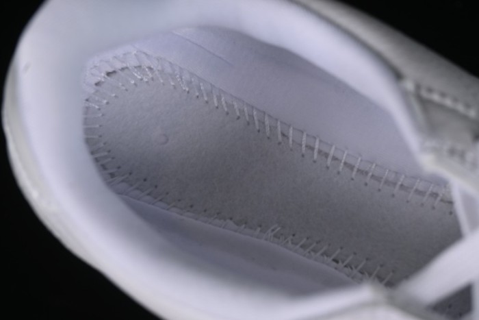 Nike Classic Cortez Leather Retro Running Shoes - FB6877-100