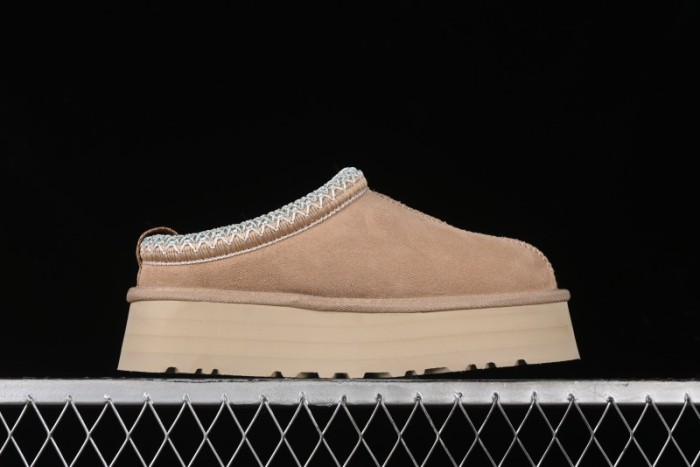 UGG Tazz 5cm Classic Platform Snow Boots with TREADLITE Outsole - 1122553