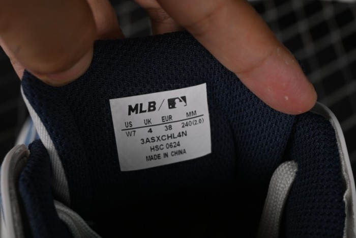 New York Yankees Chunky Liner Mid Denim Monogram Sandals with Thick Sole - 3ASXCHL4N50BLS