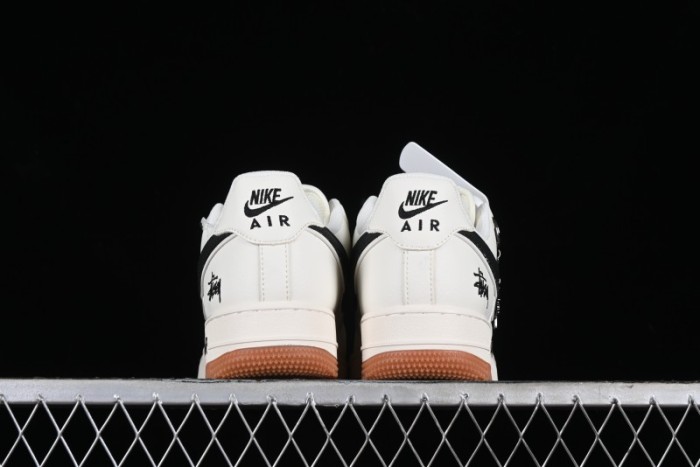 Nike Air Force 1 '07 Low Stussy Collaboration - Beige Black Gum Sole Low-Top Casual Sneakers - XZ5688-001