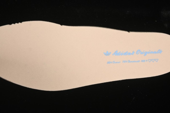 Adidas Originals Gazelle Indoor Retro Casual Shoes with Anti-Slip and Wear-Resistant Design - JR8029