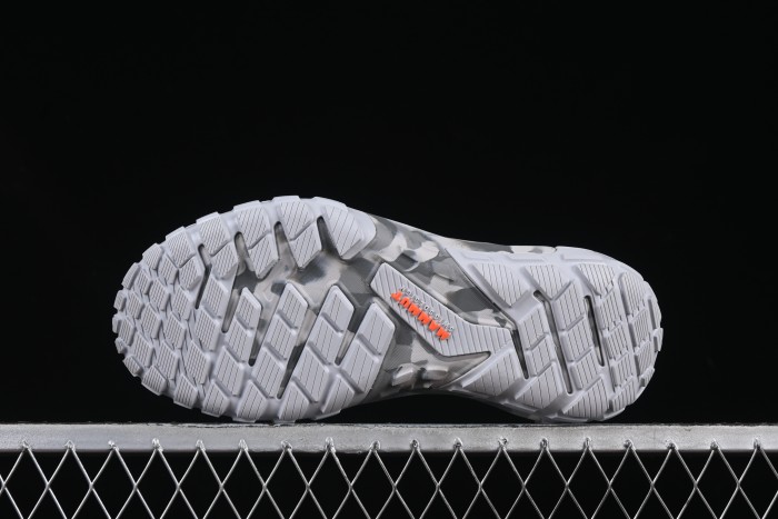 Mammut Hueco Knit II Low Hiking Shoes with Cushioning Anti-Slip and Wear-Resistant Design - 43106