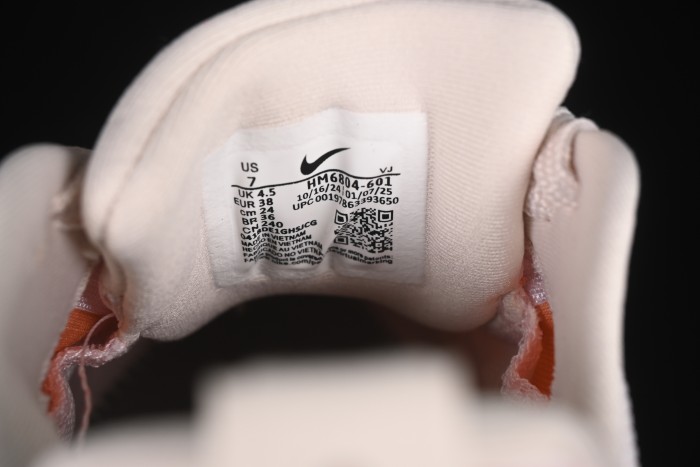 Nike Air Zoom Vomero 18 Lunar Running Shoes with Full-Length Zoom Air Cushion - HM6804-601