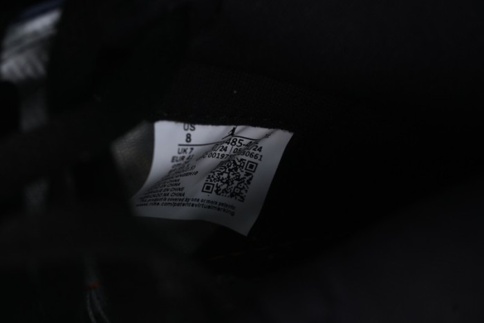 Nike Air Jordan 1 High OG  Midnight Navy  Basketball Shoes with Full Leather Construction - DZ5485-401